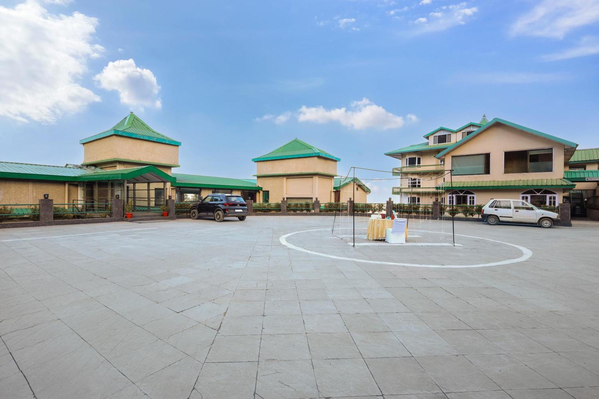 Hotel Sterling Kufri Exterior foto